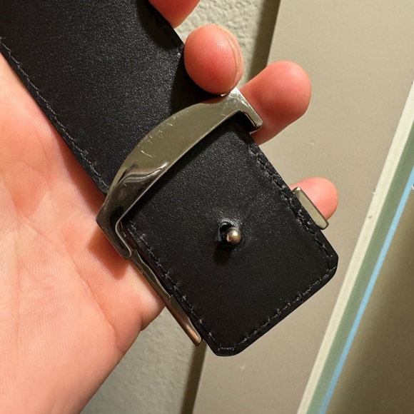 Louis Vuitton Belt - Reversible - Picture 2 of 3